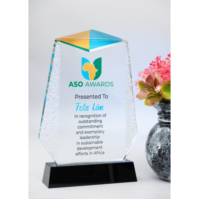 Kite Top Glass Awards